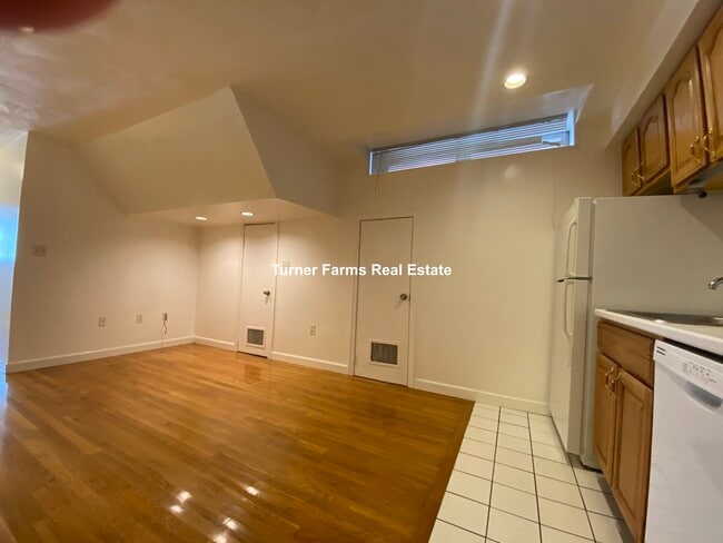23 Snow Hill St, Unit 10 in Boston, MA - Building Photo - Building Photo