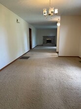 4645 Douglas Dam Rd in Strawberry Plains, TN - Building Photo - Building Photo