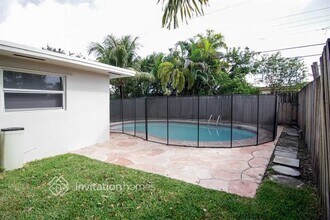 781 SW 64th Terrace in Pembroke Pines, FL - Building Photo - Building Photo