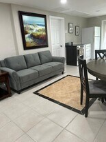 16627 Deer Path Ln in Wellington, FL - Building Photo