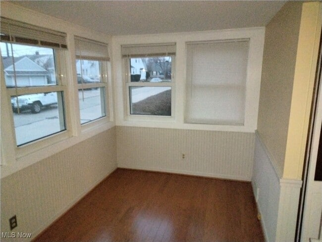 property at 7608 Ridgefield Ave