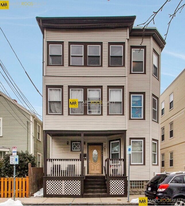 339 Allston St in Cambridge, MA - Foto de edificio