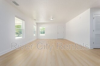 7156 Duke St in Keystone Heights, FL - Building Photo - Building Photo