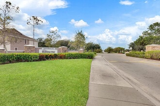 Brittany Bay I in Naples, FL - Building Photo - Building Photo