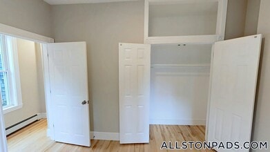 45 Pratt St, Unit 1 in Boston, MA - Building Photo - Building Photo