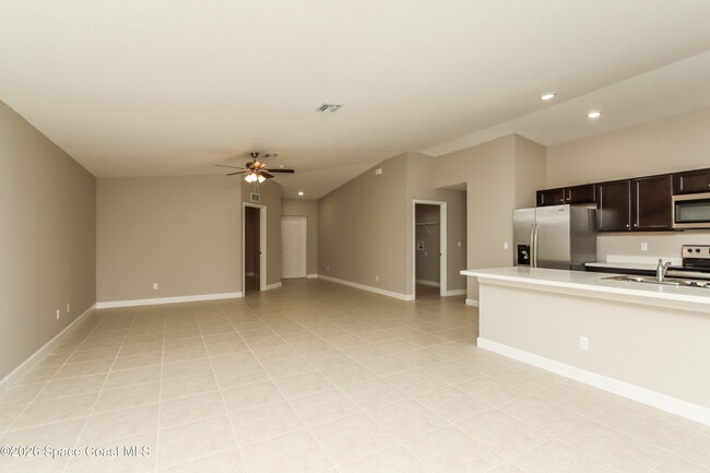 543 Reading St SE in Palm Bay, FL - Building Photo - Building Photo