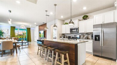 7219 Oakmoss Loop in Davenport, FL - Building Photo - Building Photo