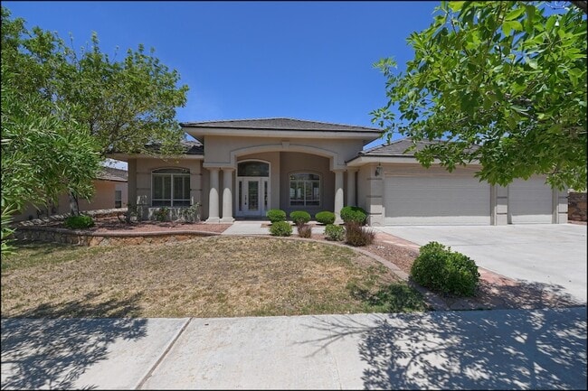 property at 1435 Cloud Ridge Dr