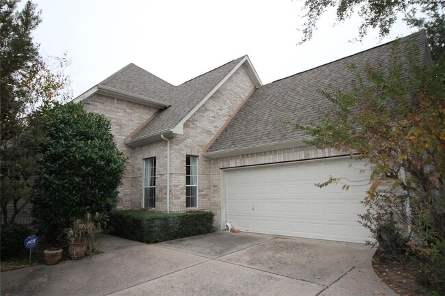 1648 Lakeside Enclave Dr in Houston, TX - Building Photo - Building Photo