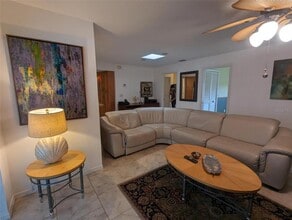 5409 Palm Aire Dr in Sarasota, FL - Building Photo - Building Photo