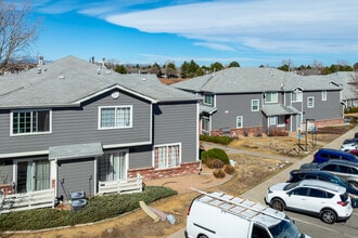 Arapahoe Green in Denver, CO - Building Photo - Building Photo