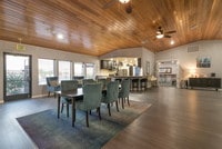 Bernardo Crest - Bernardo Crest Apartamentos in San Diego, California