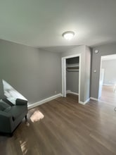 283 River St, Unit 1 in Montpelier, VT - Foto de edificio - Building Photo