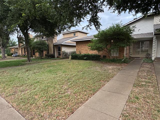 property at 4947 Regal Bluff