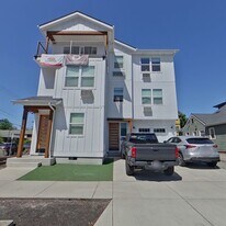 1694 Mill St in Eugene, OR - Building Photo