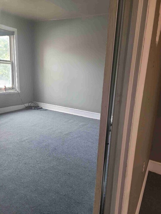 6064 Vine St in Philadelphia, PA - Building Photo