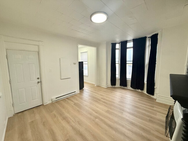 258 Remsen St in Cohoes, NY - Building Photo - Building Photo