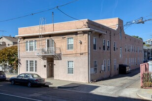 Johnson Manor in San Pedro, CA - Building Photo