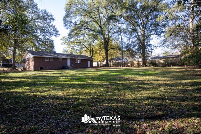 403 Dogwood Ln in Mount Pleasant, TX - Building Photo - Building Photo