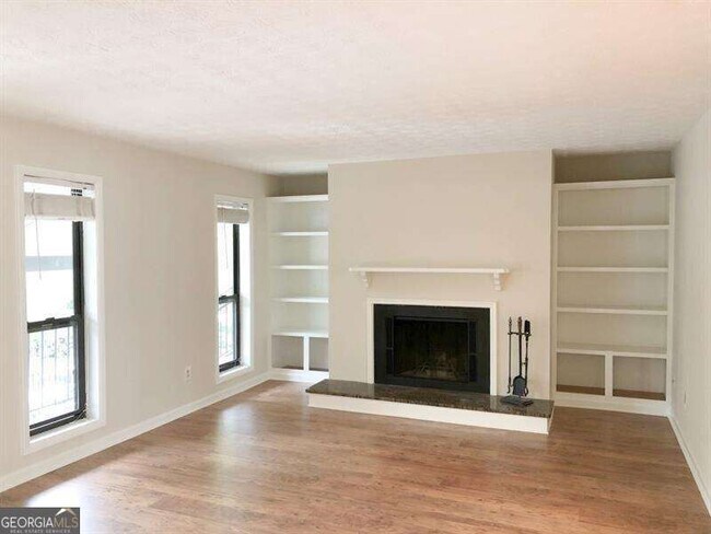 606 Park Ridge Cir in Marietta, GA - Building Photo - Building Photo