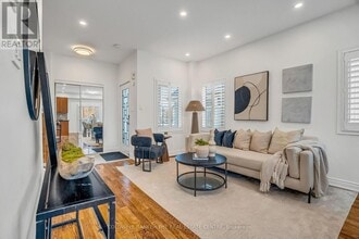 6986 Haines Artist Way in Mississauga, ON - Building Photo - Building Photo