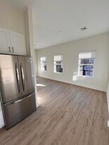 70 69th St in Guttenberg, NJ - Building Photo