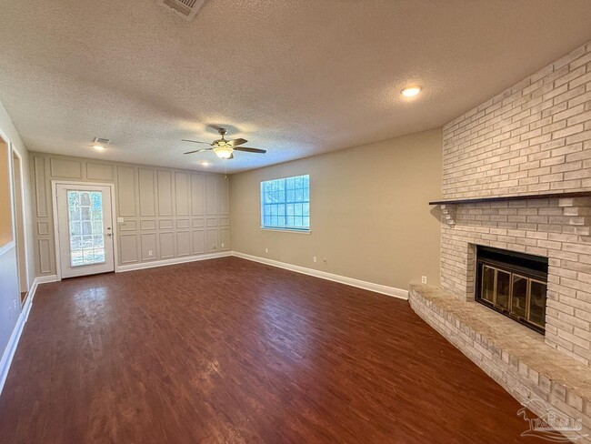 7731 Beechwood Dr in Pensacola, FL - Building Photo - Building Photo