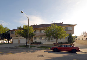 916 S Patton Ave Apartments