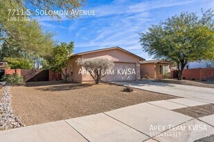 7711 S Solomon Ave in Tucson, AZ - Building Photo