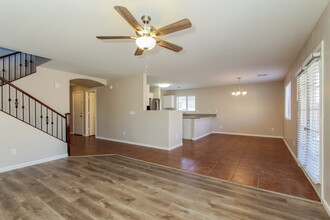 5907 S 32nd Ln in Phoenix, AZ - Building Photo - Building Photo