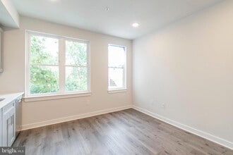 19 S 44th St in Philadelphia, PA - Building Photo - Building Photo