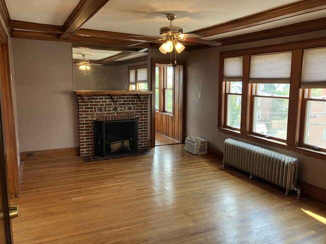 93 Hillside Rd, Unit 2