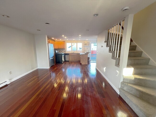 86 Atwood St in Revere, MA - Building Photo - Building Photo