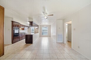 4506 Jamaica Ln in Pasadena, TX - Building Photo