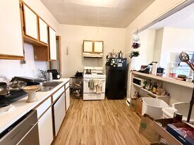 26 Symphony Rd, Unit 4 in Boston, MA - Building Photo