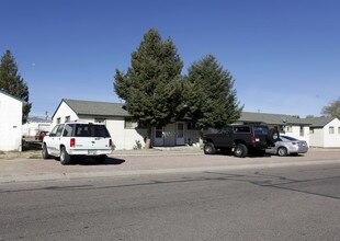 412-422 Arrawanna St in Colorado Springs, CO - Building Photo - Building Photo