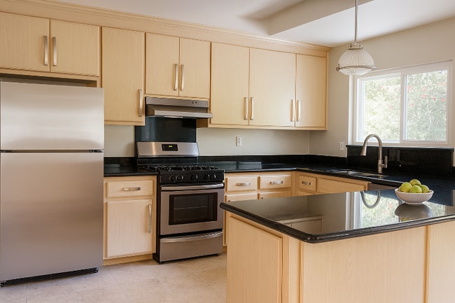 3325 Glendora Dr in San Mateo, CA - Building Photo - Building Photo