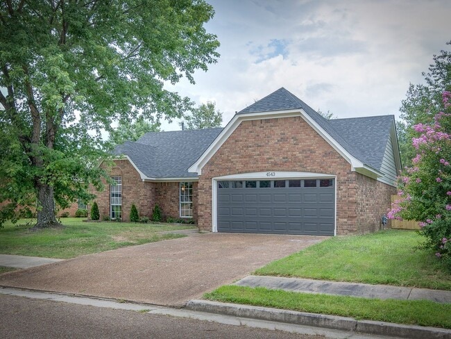 4543 Bassett Hall Dr in Memphis, TN - Building Photo - Building Photo