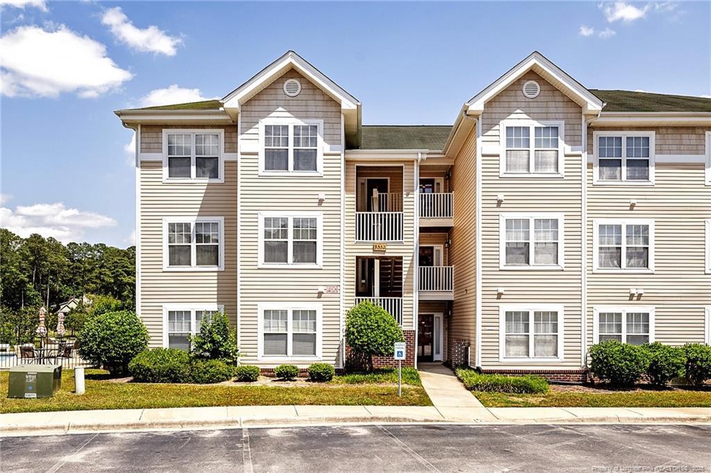 3332 Harbour Pointe Pl in Fayetteville, NC - Building Photo