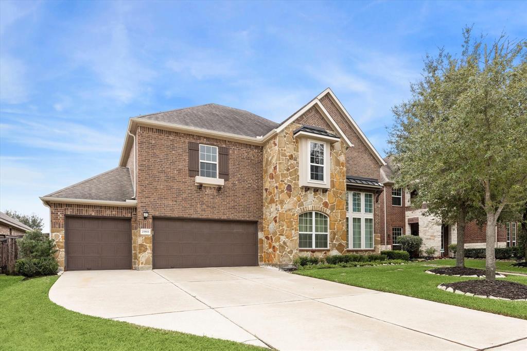 25811 Oakwood Knoll Dr in Katy, TX - Building Photo