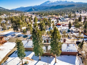 271 E Lake Ave in Woodland Park, CO - Building Photo - Building Photo