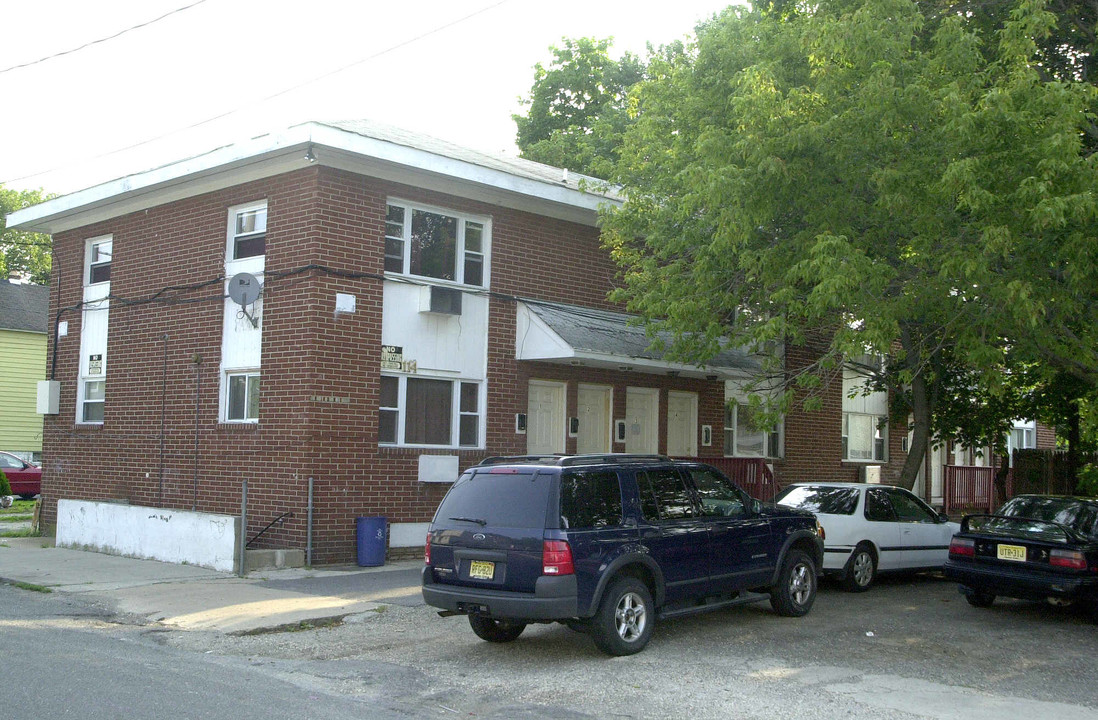 114 Borden Ave in Asbury Park, NJ - Building Photo