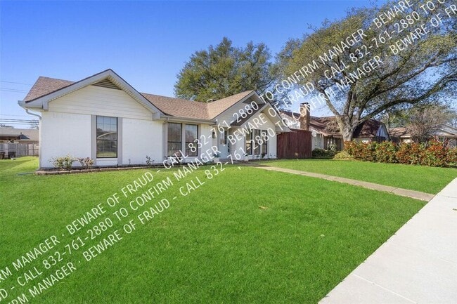 2420 Majestic Dr