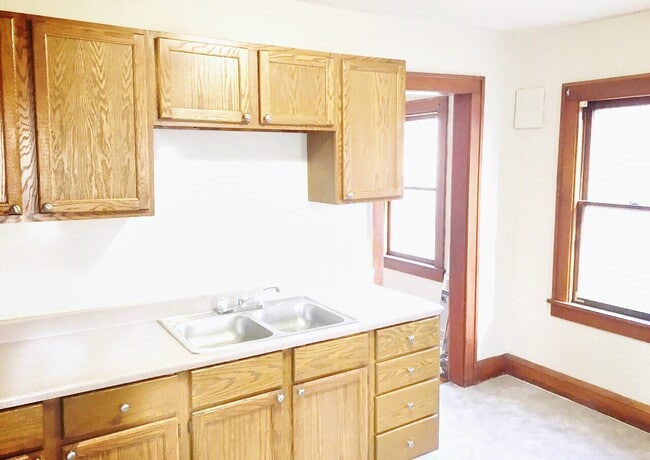 property at 496 Maryland Ave W