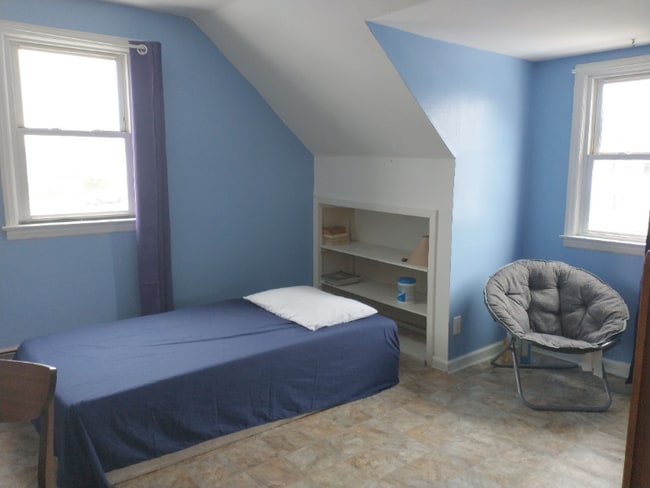 property at 1843 Fairhaven Rd