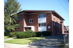 537 Monroe Ave Apartments