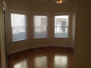 1221 W 30th St in Los Angeles, CA - Building Photo - Building Photo