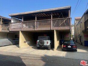 3801 Esplanade, Unit 3805 Esplanade in Marina Del Rey, CA - Building Photo - Building Photo