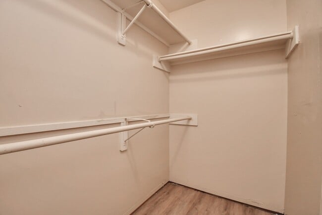 property at 8914 Pecan Pl Dr