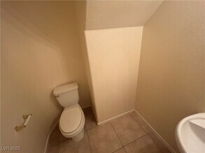 3104 Twilight Crest Ave in Henderson, NV - Building Photo - Building Photo